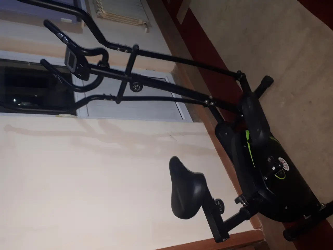 Эллиптический тренажер, фотография 2