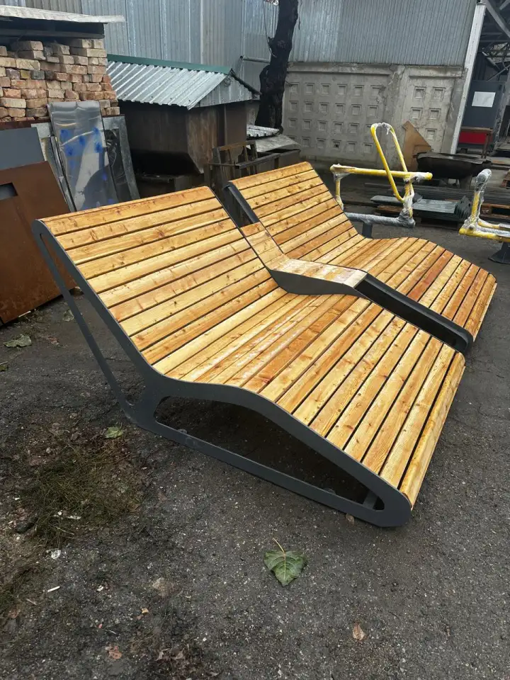 Уличные шезлонги, фотография 2