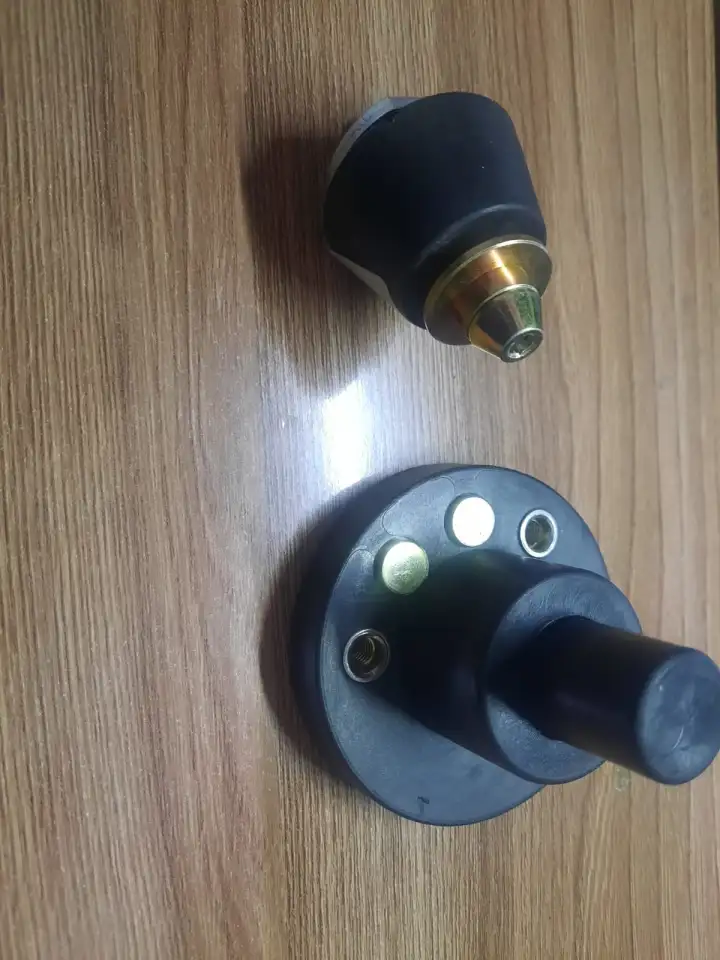 Замок двери-фиксатор двери погрузчика, фотография 1