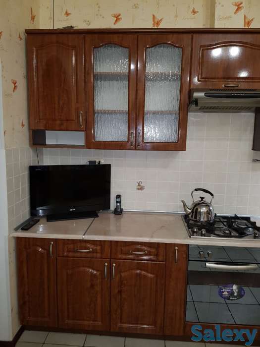 Продам очень красивый кухонный гарнитур, фотография 3