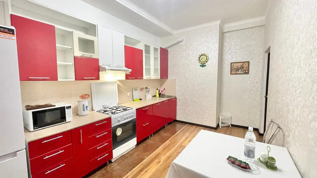 Светлая 2-комнтатная квартира, ул Шокан Уалиханова 21 Блок 1, фотография 9