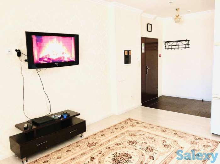 Сдается 1-ком квартира посуточно, ул. Достык д.5/1, фотография 1