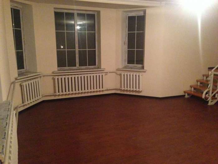 Продается кирпичный дом в двух уровнях. , фотография 3