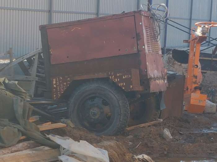 Срочно продам спецтехнику,КамАз,генератор,компрессоры, фотография 2