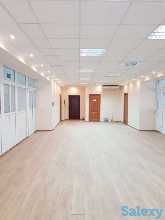 светлый офис на Достык!, пр.Достык, ул. Жолдасбекова, фотография 1