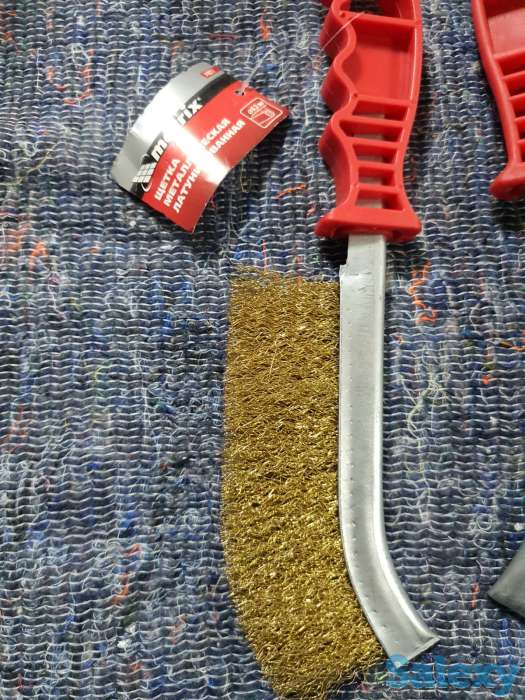 Щетка металлическая оцинкованная, дерев и пластиковая ручка MATRIX, фотография 5