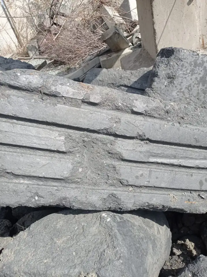 обожжённые аноды, антрацит, анодный бой, лом угольных электродов, катодный бой, фотография 4