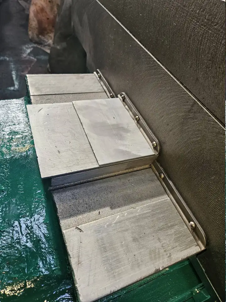 Вертикально-фрезерный станок ВМ127М 1993 г., фотография 8