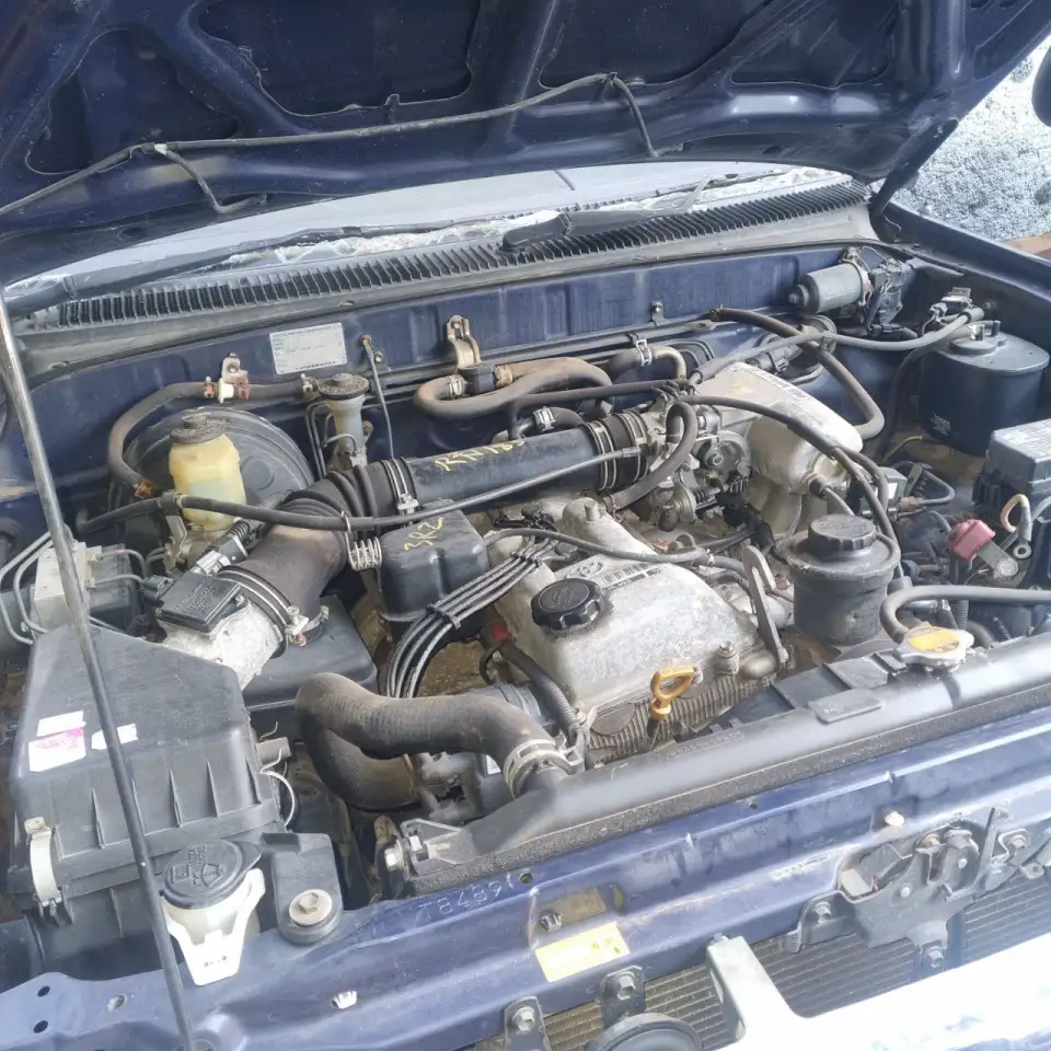 Двигатель   3RZ  катушечный на  Toyota, фотография 1