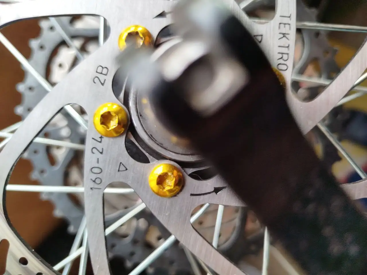 Колеса для велосипеда 2 шт.29 переднее и заднее, покрышки 2.4 Schwalbe Hurricane, фотография 5