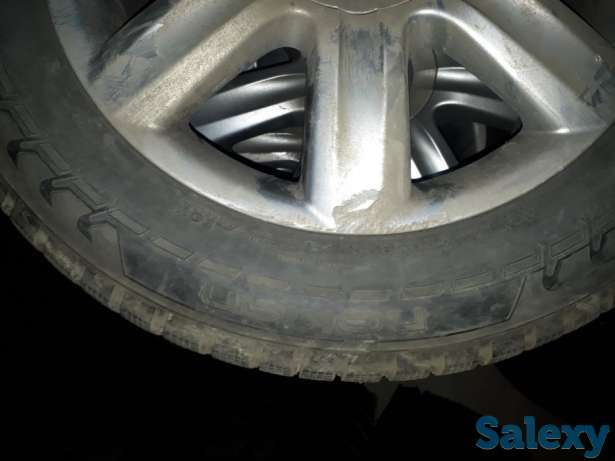 Продам комплек зимних шин в отличном состоянии.Nokian, фотография 1