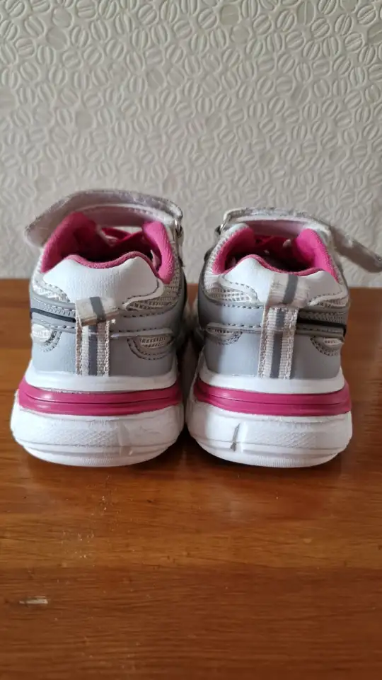 Продам кроссовки весна-лето, фотография 2