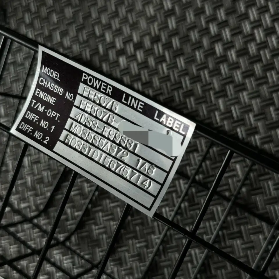 Изготовление шильдиков, бирок, наклеек на авто, фотография 4