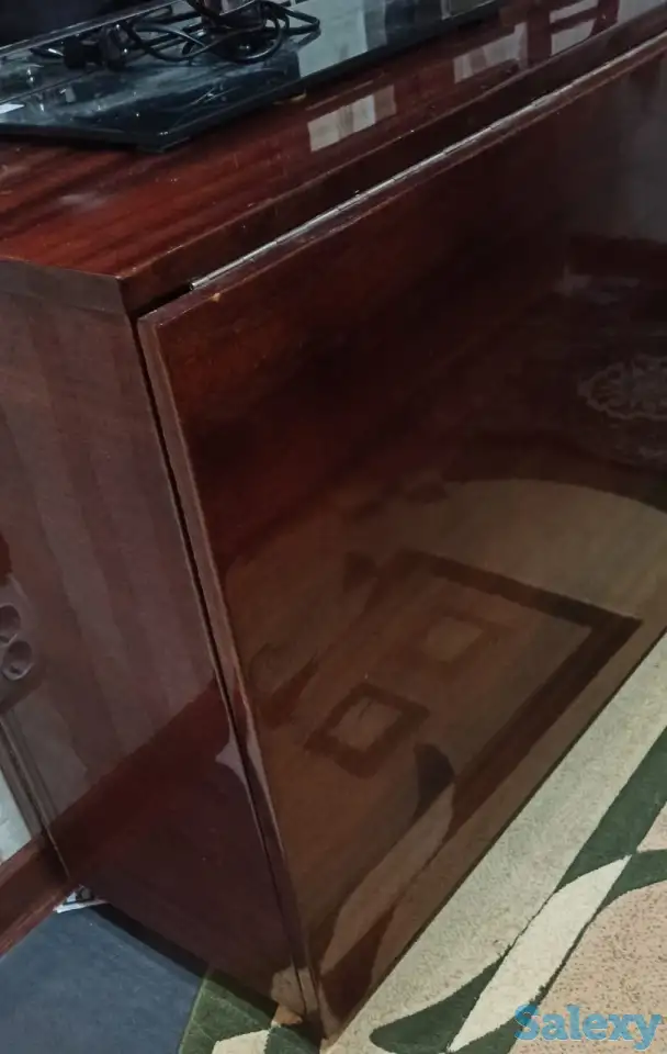 Стол-тумба раскладной+телевизор, фотография 1