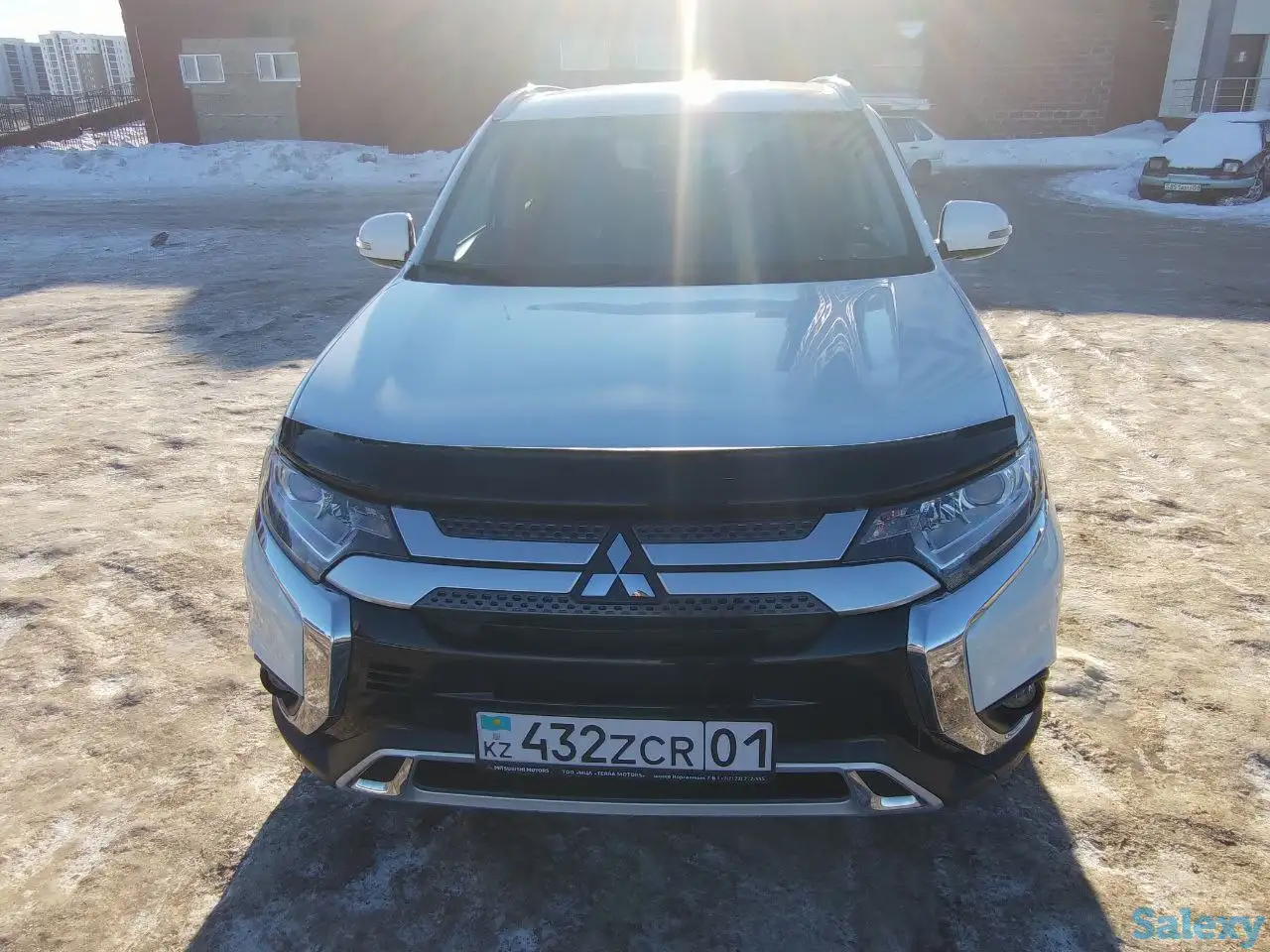 Mitsubishi Outlander 2020 г., фотография 2