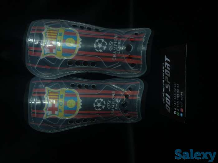 Футбольные щитки, фотография 1