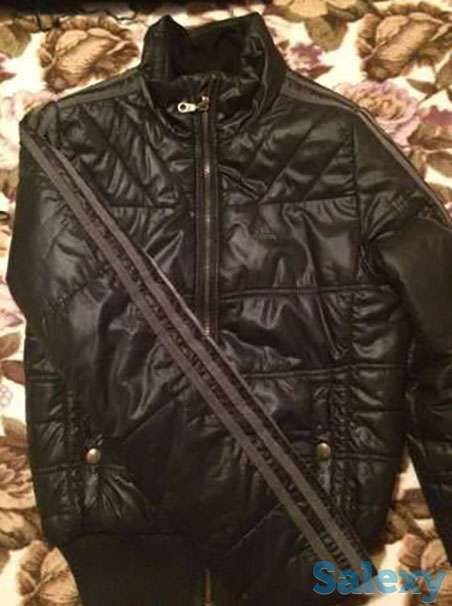 Продам спортивную куртку, фотография 1