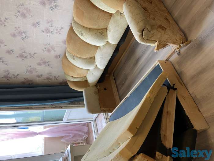 Отдам даром на самовывоз диван старый, фотография 1