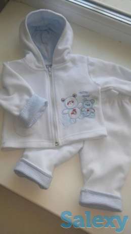 Флисовый белый костюмчик, фотография 1