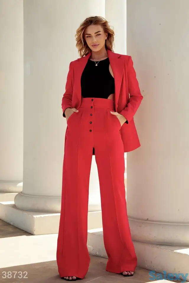 Яркие брюки-палаццо, фотография 1