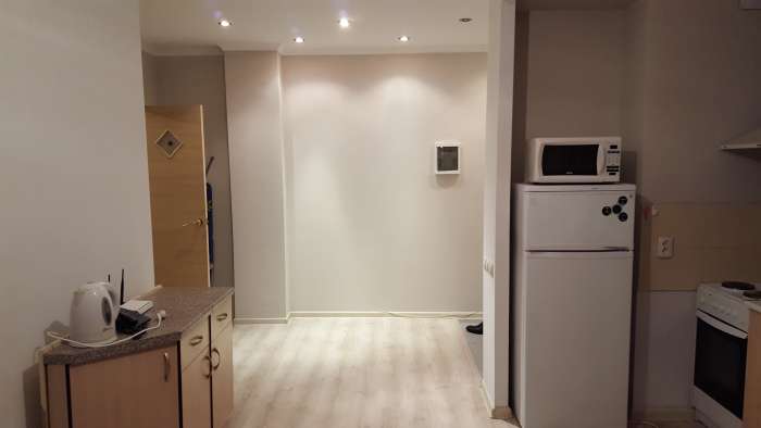 Сдам на чистую 1-комнатную квартиру, Енбекшилер 13, фотография 4