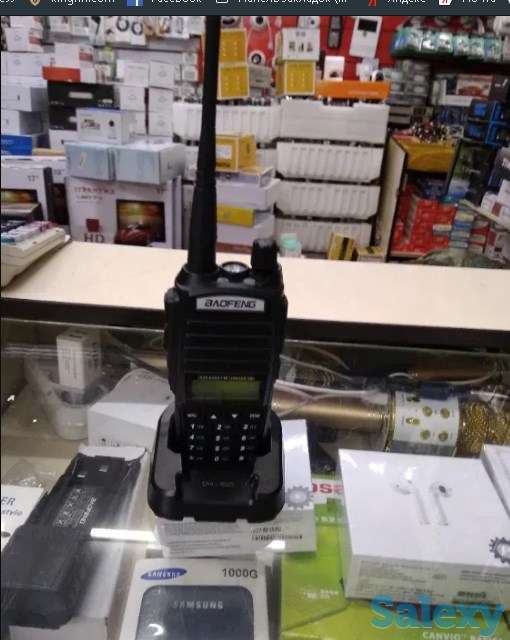 Портативная рация Baofeng UV-82, фотография 1