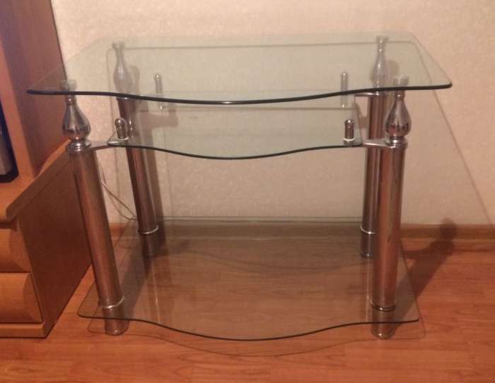 Продам стеклянный стол для телевизора , фотография 3