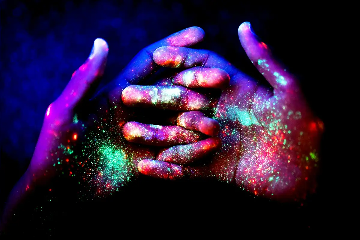 Светящиеся Краски Холи, светятся при уф лампах, фотография 4