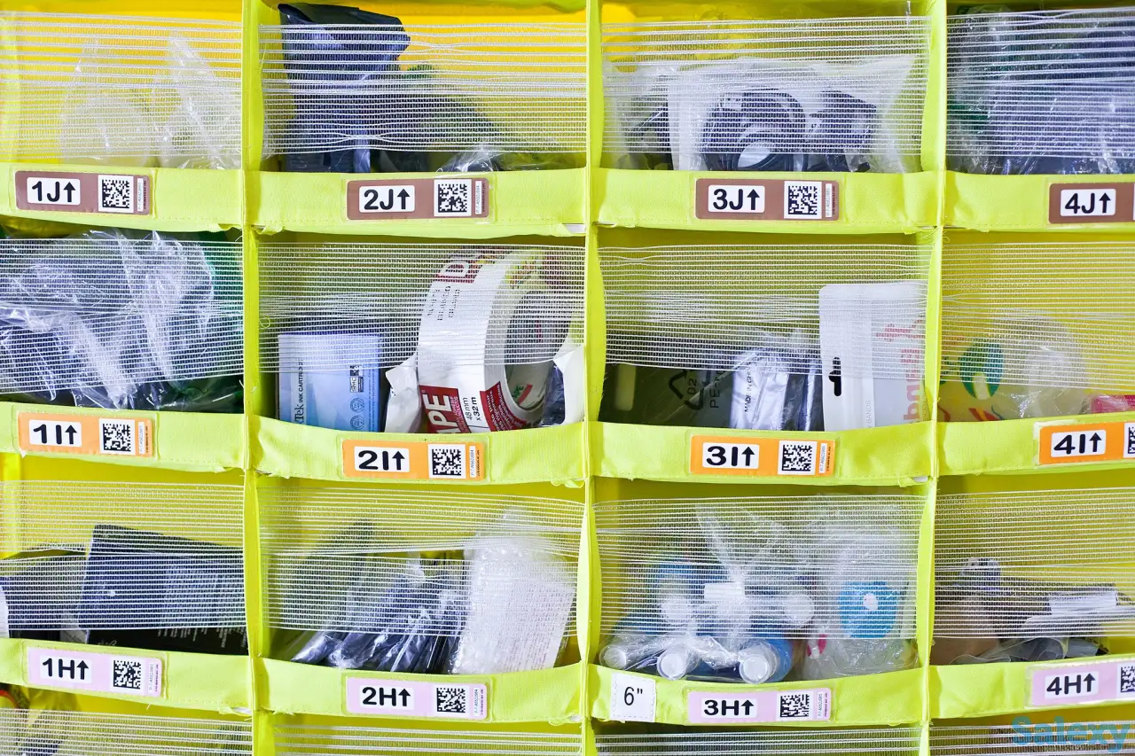 Упаковка посылок в интернет магазина (Amazon), фотография 2