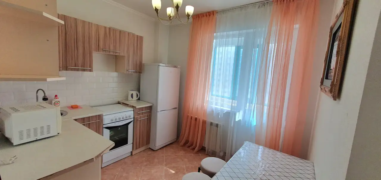 2-х комн.кв с 2-мя кроватями и раскладным диваном в центре, фотография 8