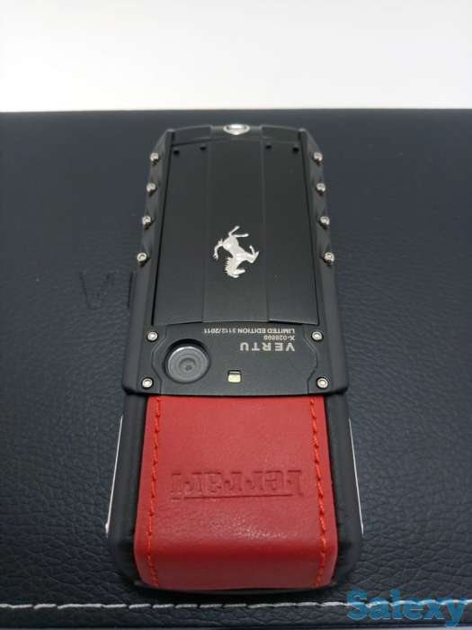 Качественная реплика Верту Vertu Ferrari GT, фотография 2